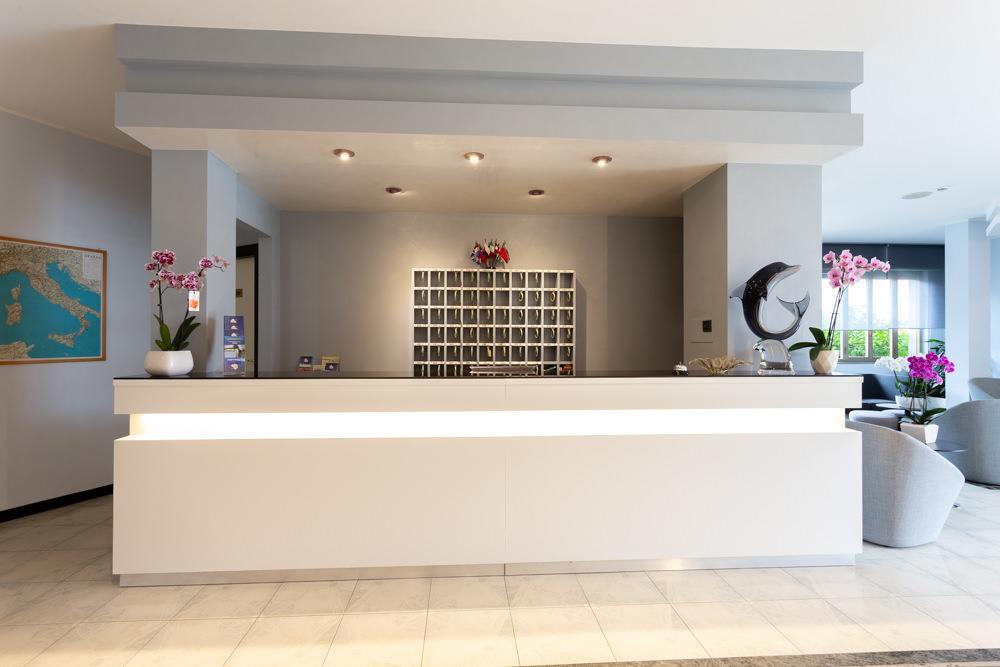 Hotel Abruzzo Pineto Exterior photo